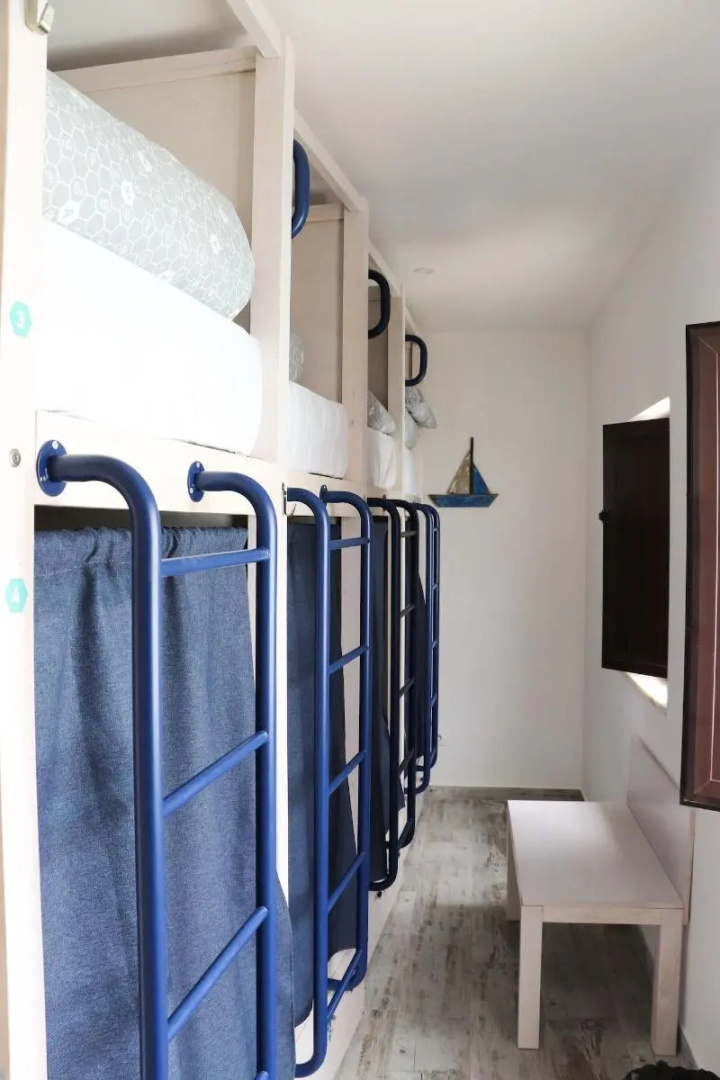 AKTION Peniche Hostel & Apartments