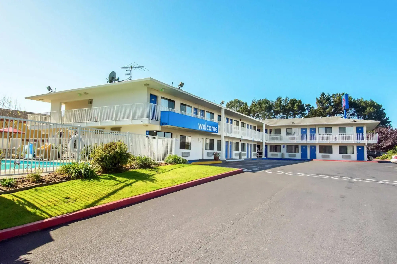 Motel 6 Arcata, CA - Cal Poly Humboldt