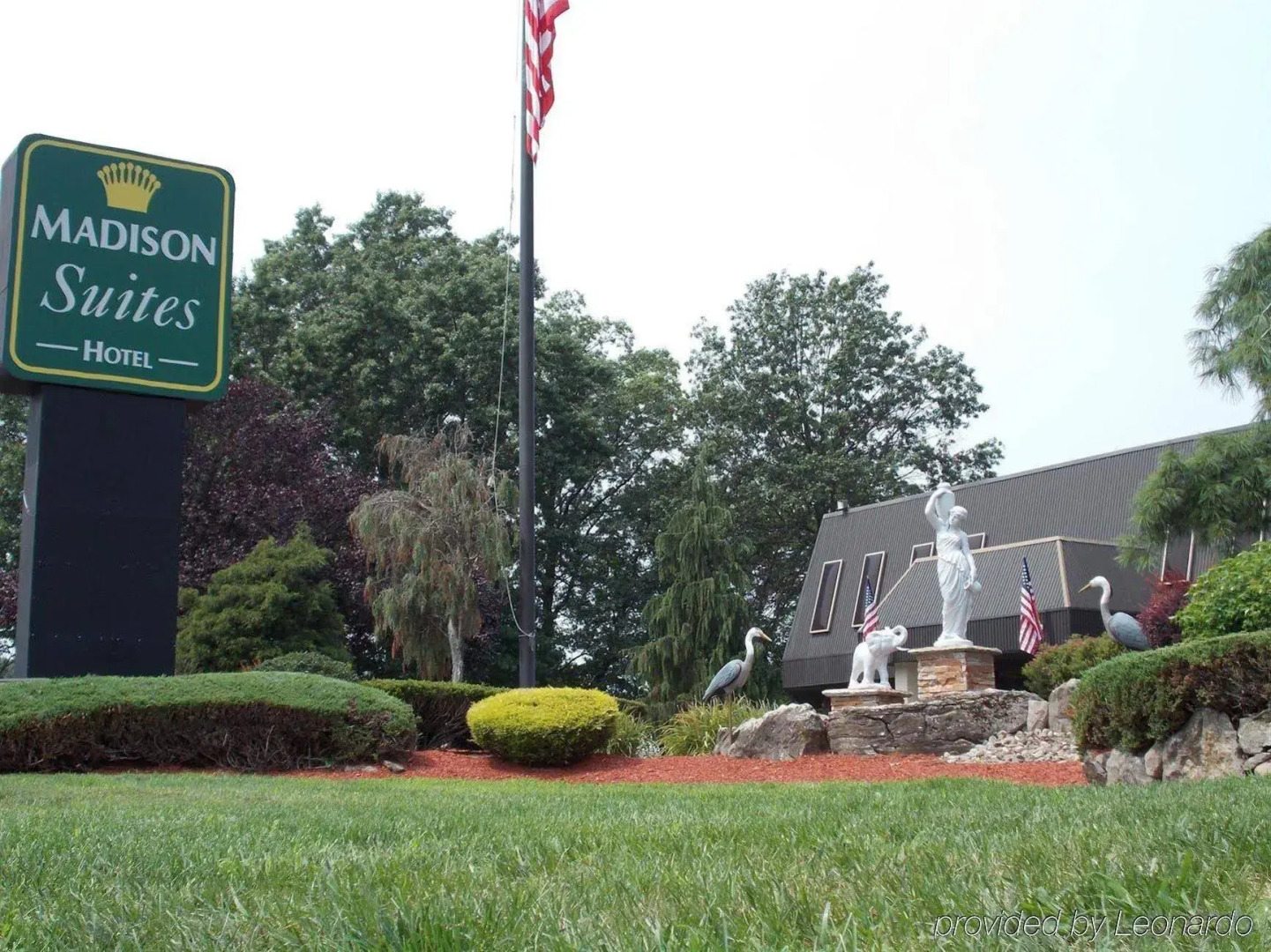 Somerset Lofts, Ascend Hotel Collection