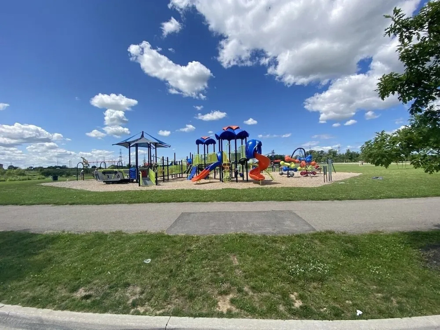 Luxury Entire house mins Niagara falls & Brock uni