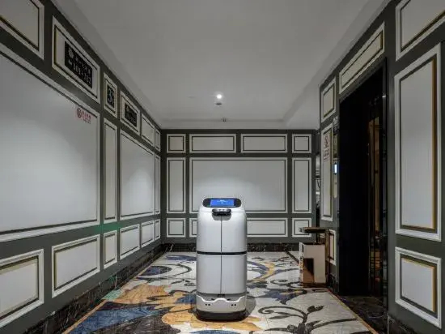 New Day Boutique Hotel