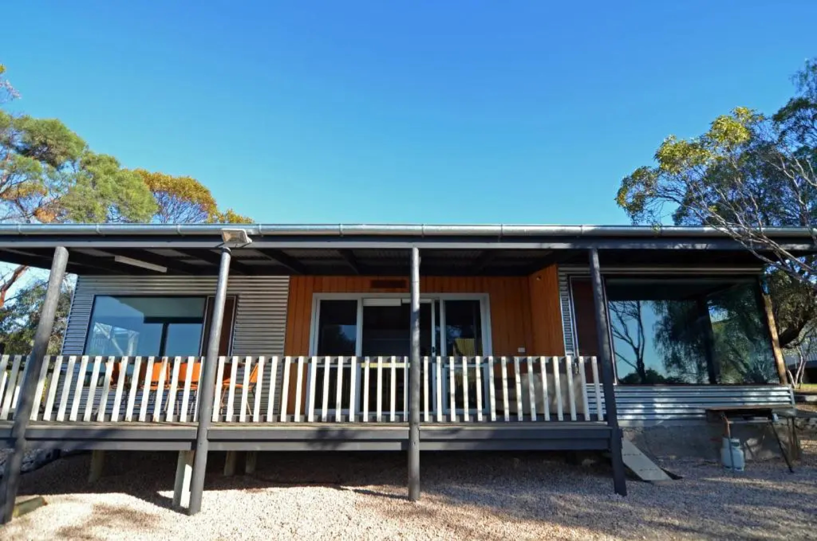 CDC-625 Beach House