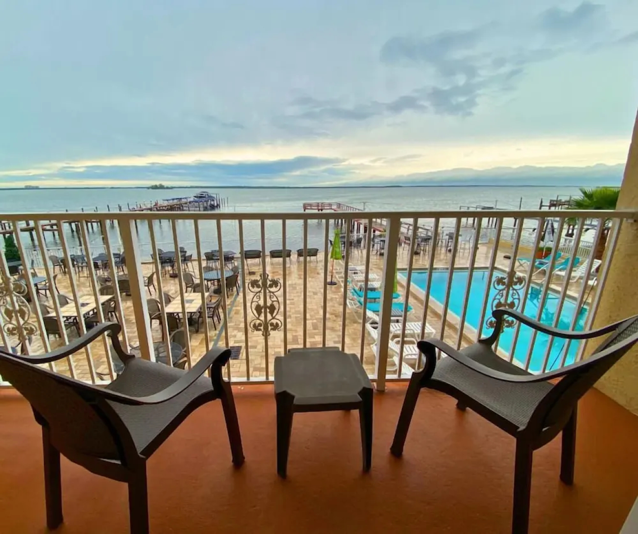 Beso Del Sol Resort