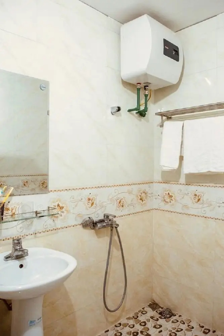 Hung Thinh Hotel