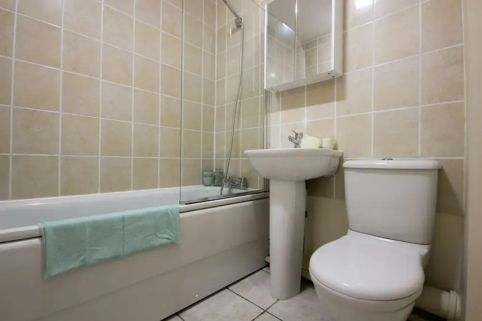 Accommodation Windsor Ltd - Alexandra Court