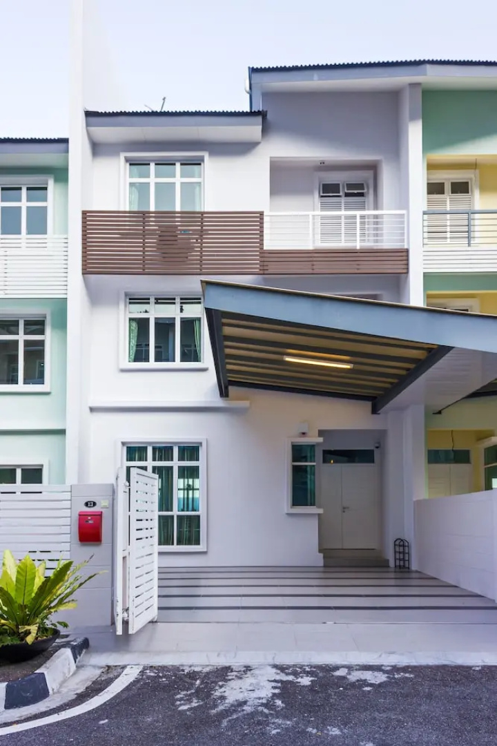 Batu Ferringhi - Shamrock Villas Penang - Villa 12A