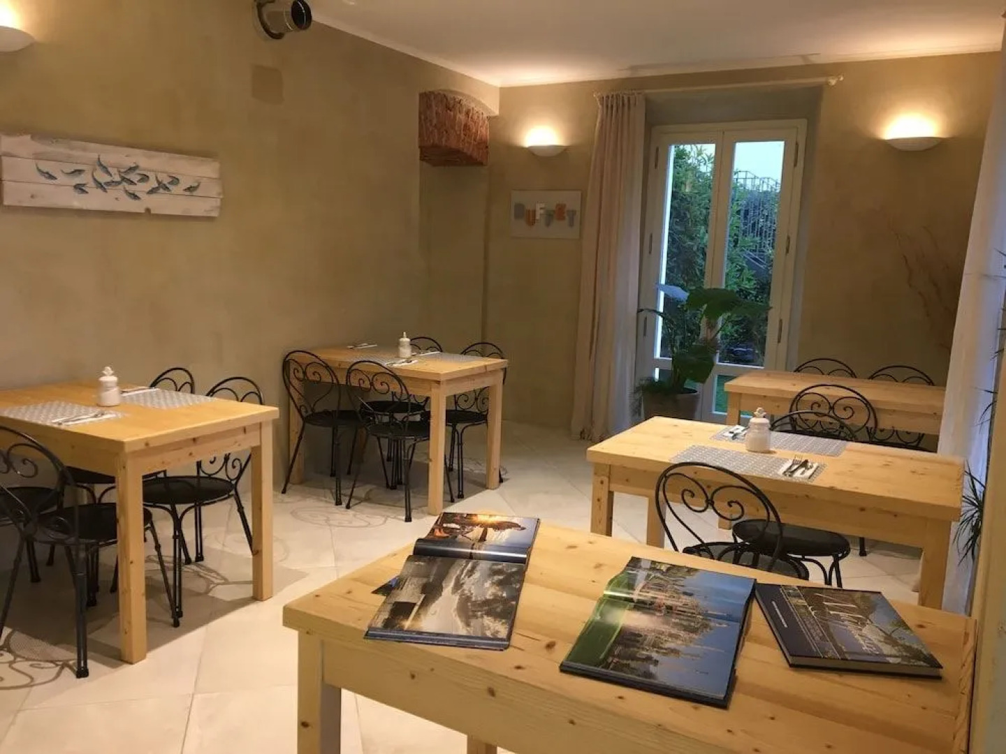 White Lilac romantic B&B adults only