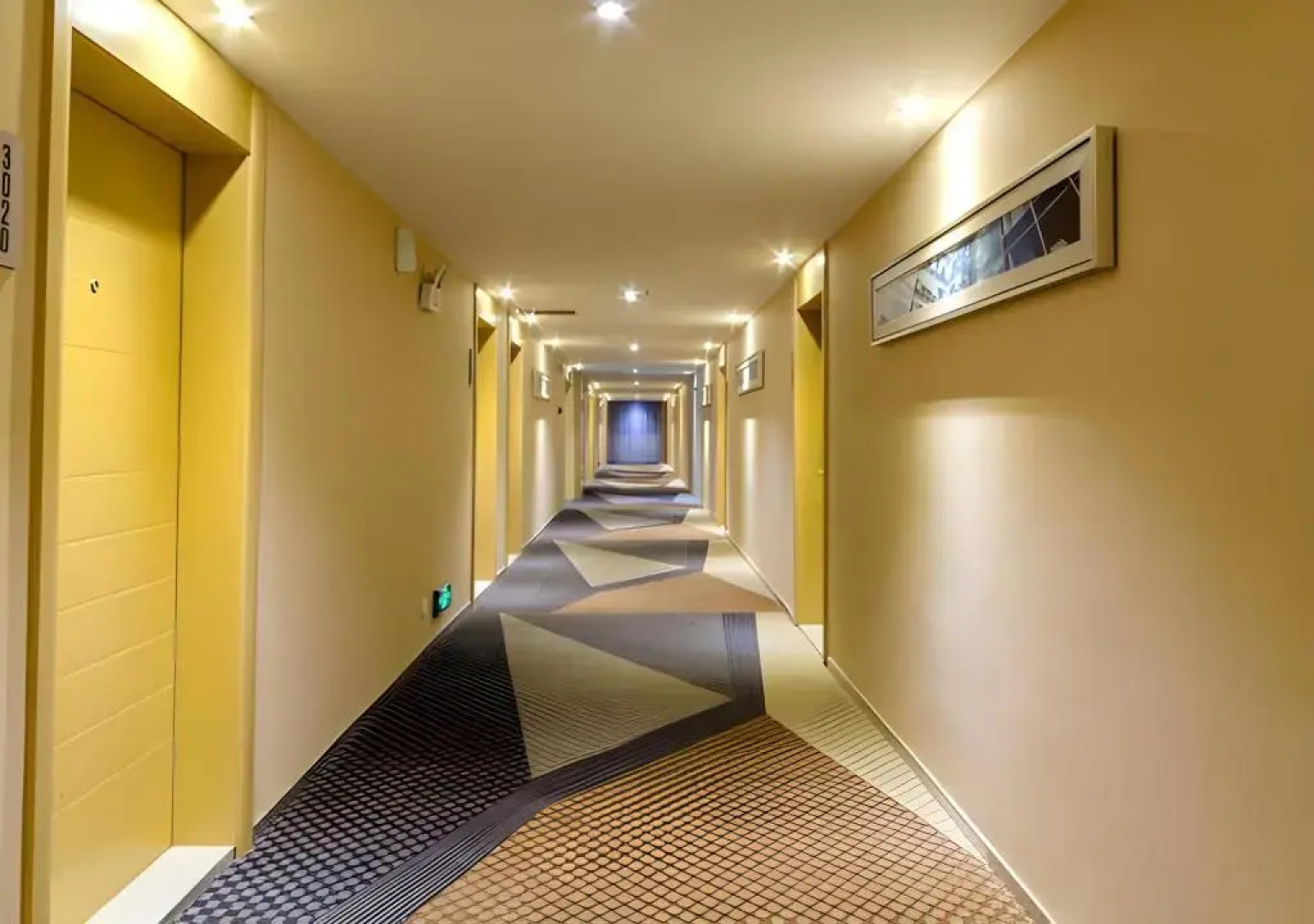 City Comfort Inn Jingmen Zhongxiang Chengtian Huafu