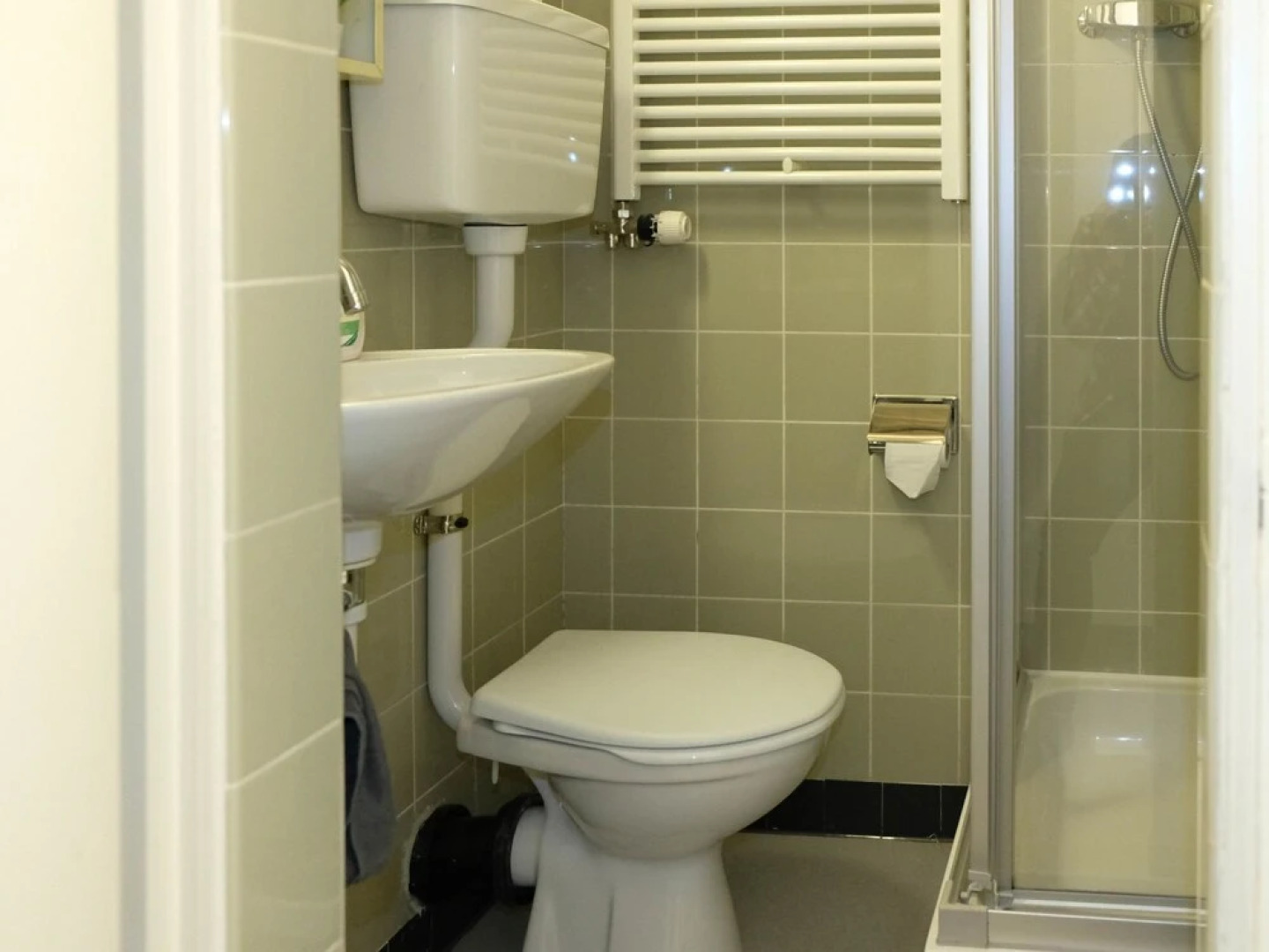 Luna Thun in Thun With 1 Bedrooms and 1 5 Bathrooms