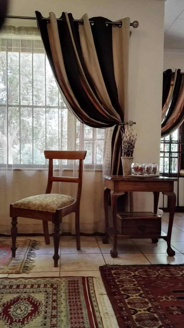 Serenight Guesthouse