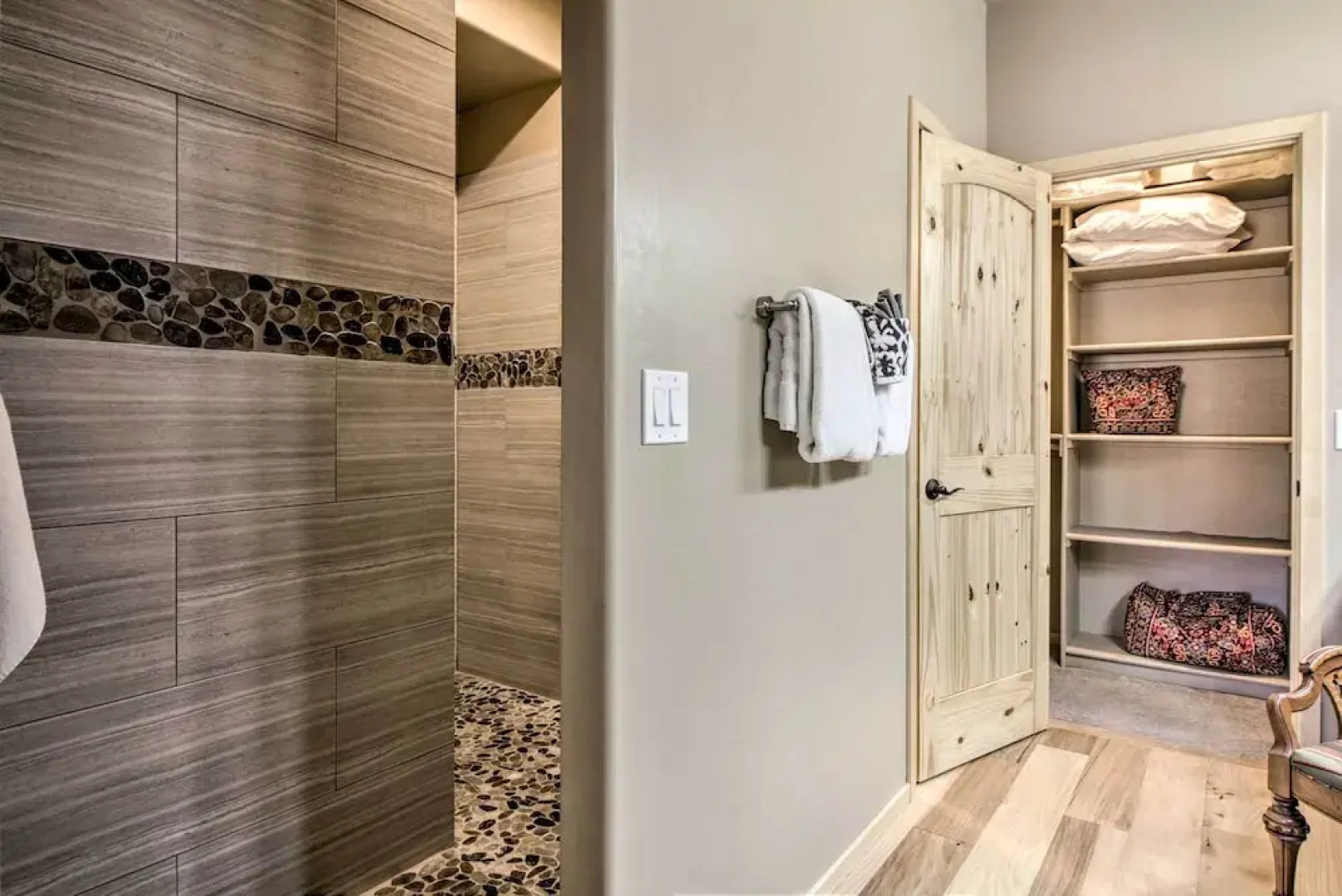 Waterfront Lakeside Home - 1 Block to Boat Ramp