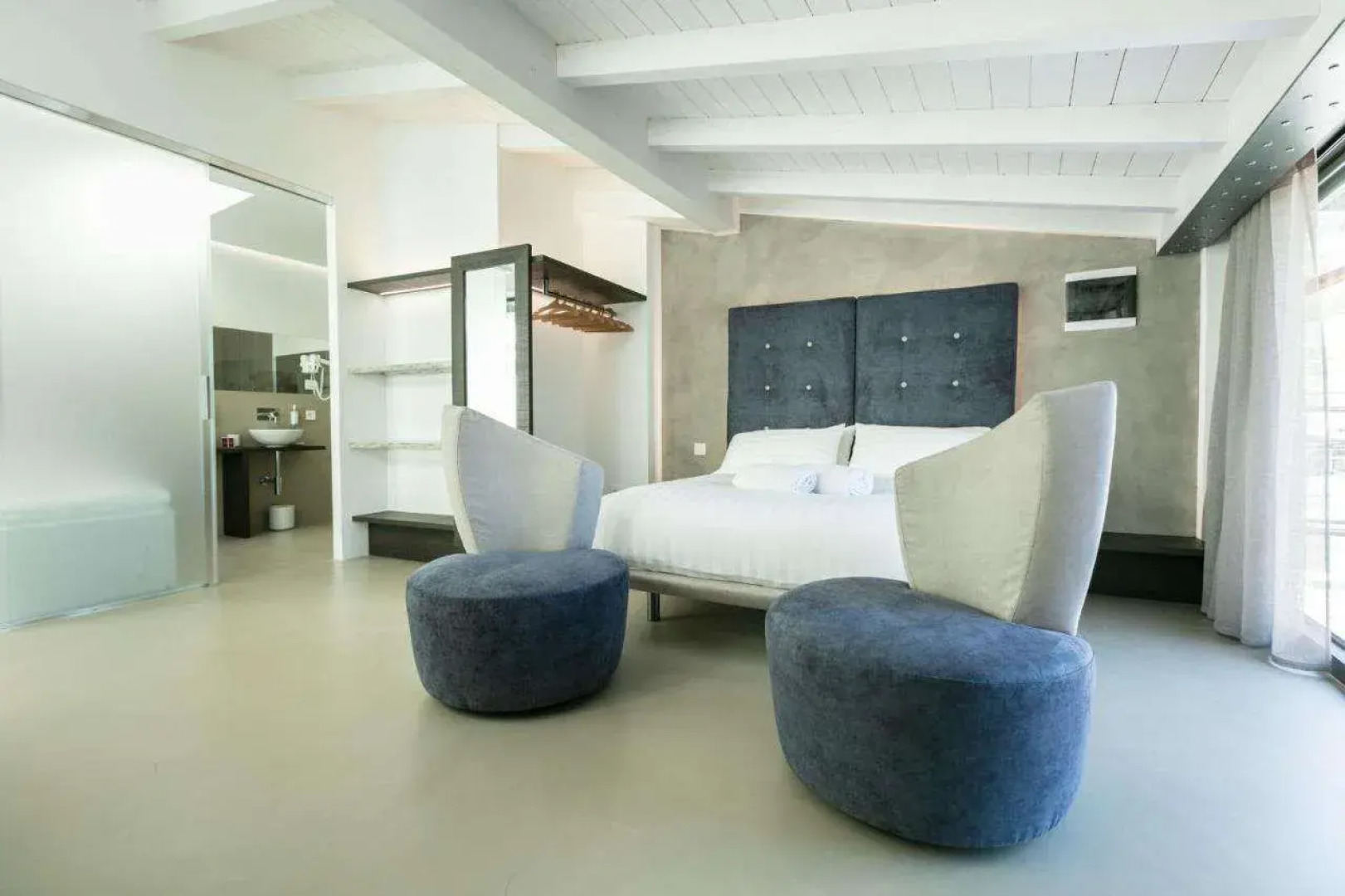 DOMUS CAVOUR Rooms&Suites