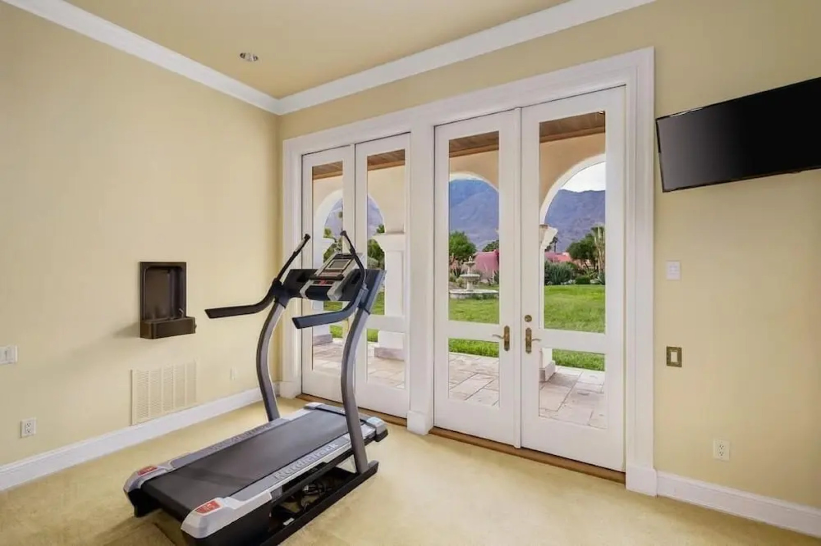 The Main Pond Estate