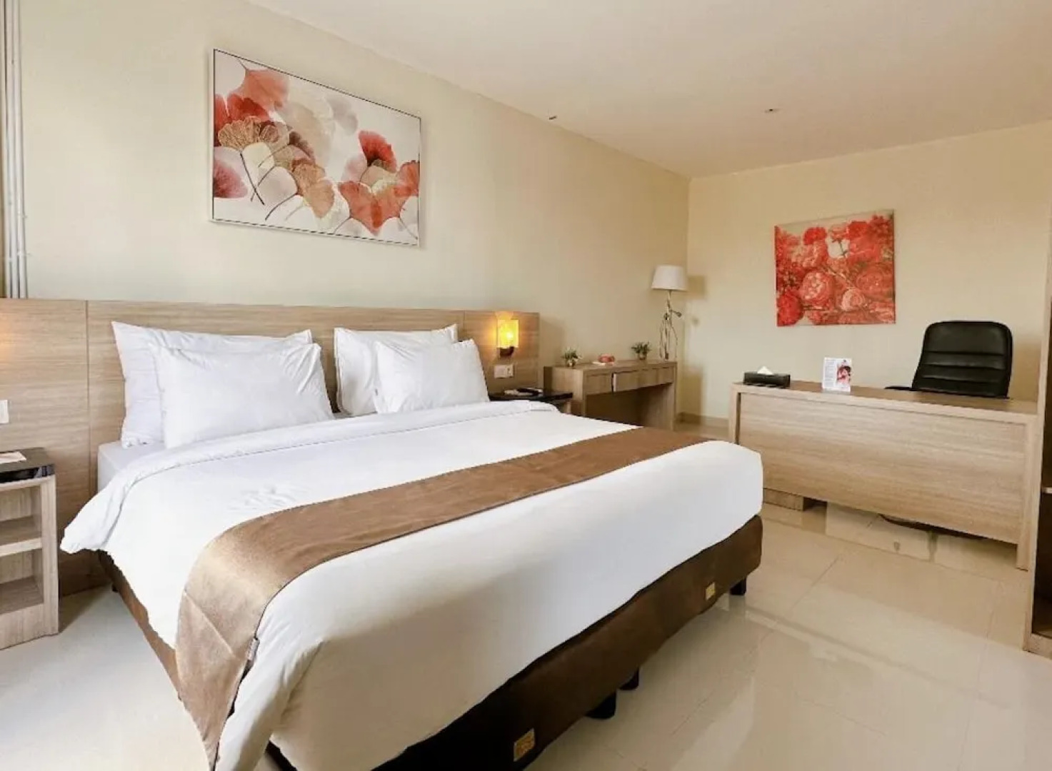 Aimas Hotel & Convention Centre