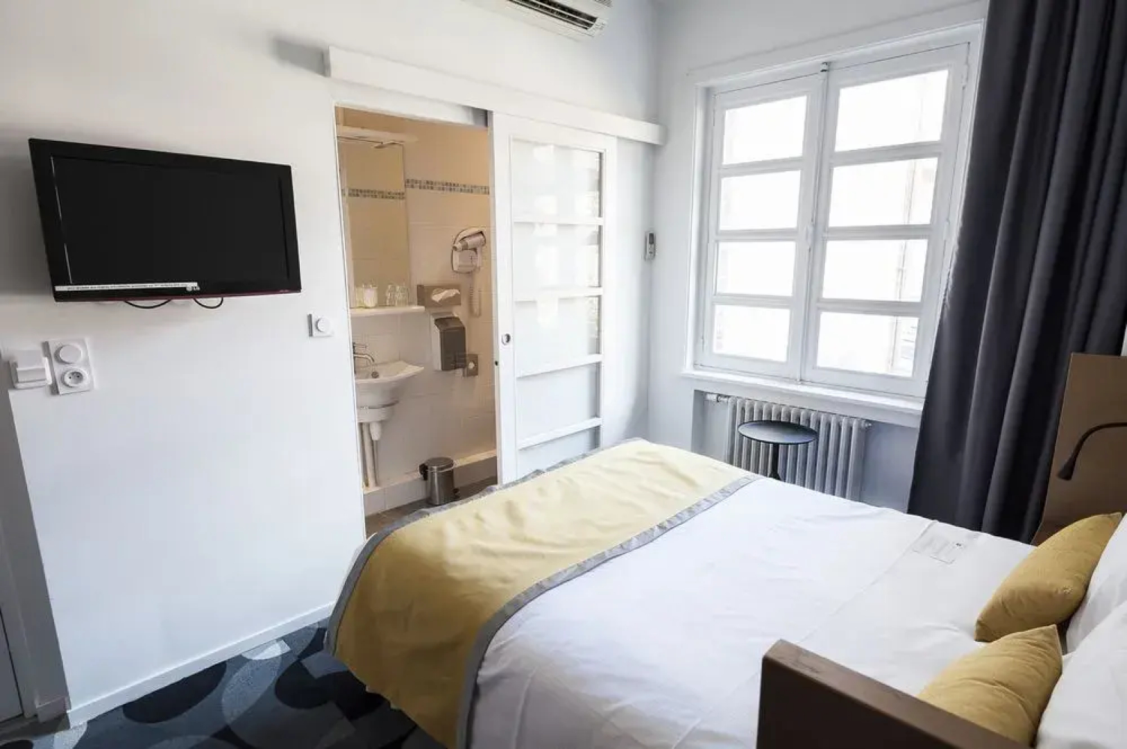 The Originals Boutique, Hôtel Auberge du Forgeron, Lille Sud