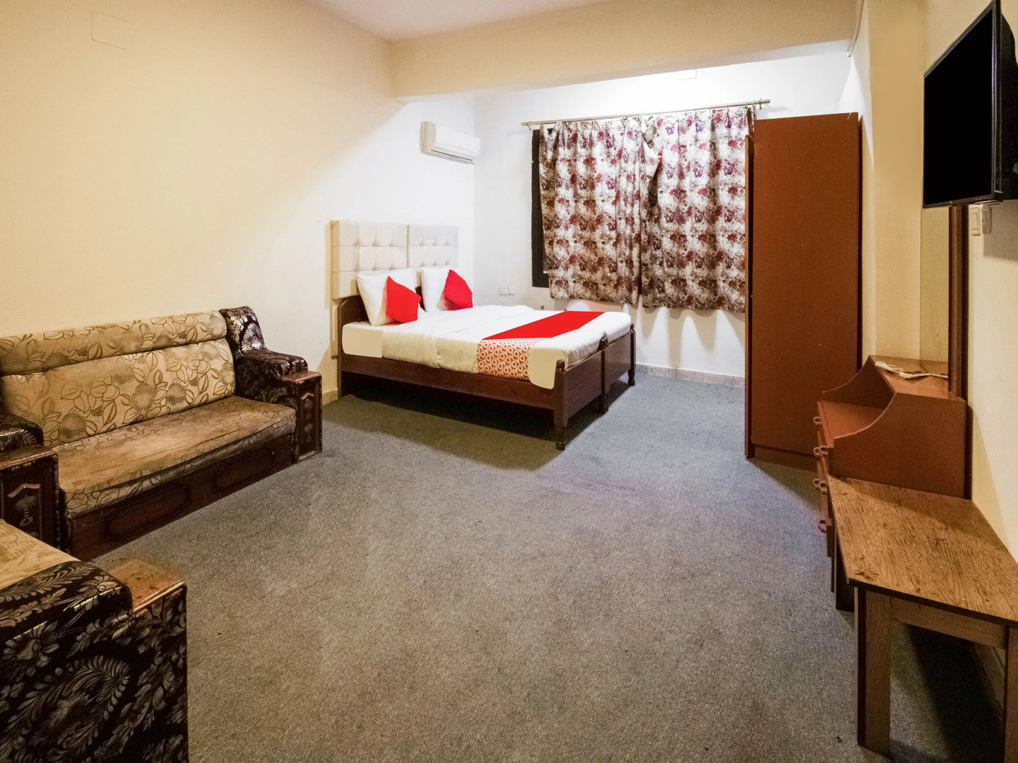 OYO 467 Al Dahya Hotel