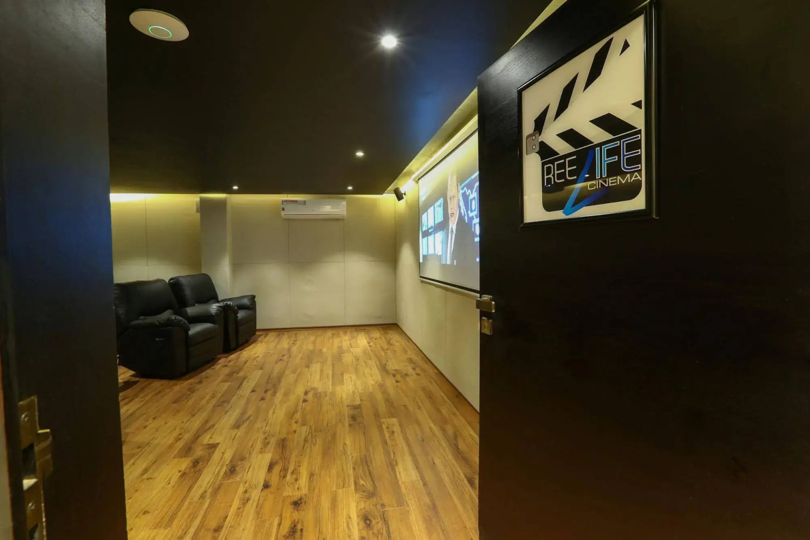 Horton Towers & Cottages