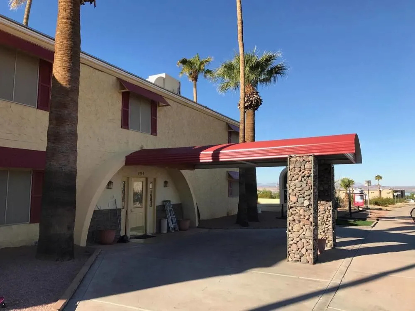 Hidden Palms Resort Condos