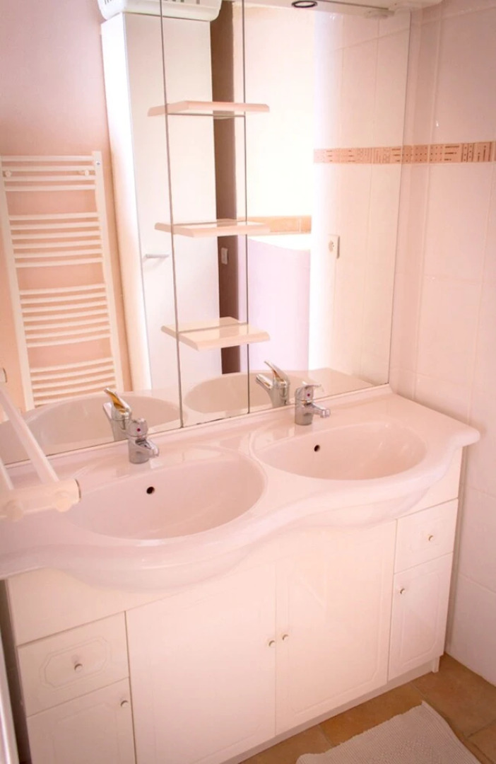 Mansion With 2 Bedrooms in Pousthomy, With Wonderful Mountain View, Furnished Terrace and Wifi