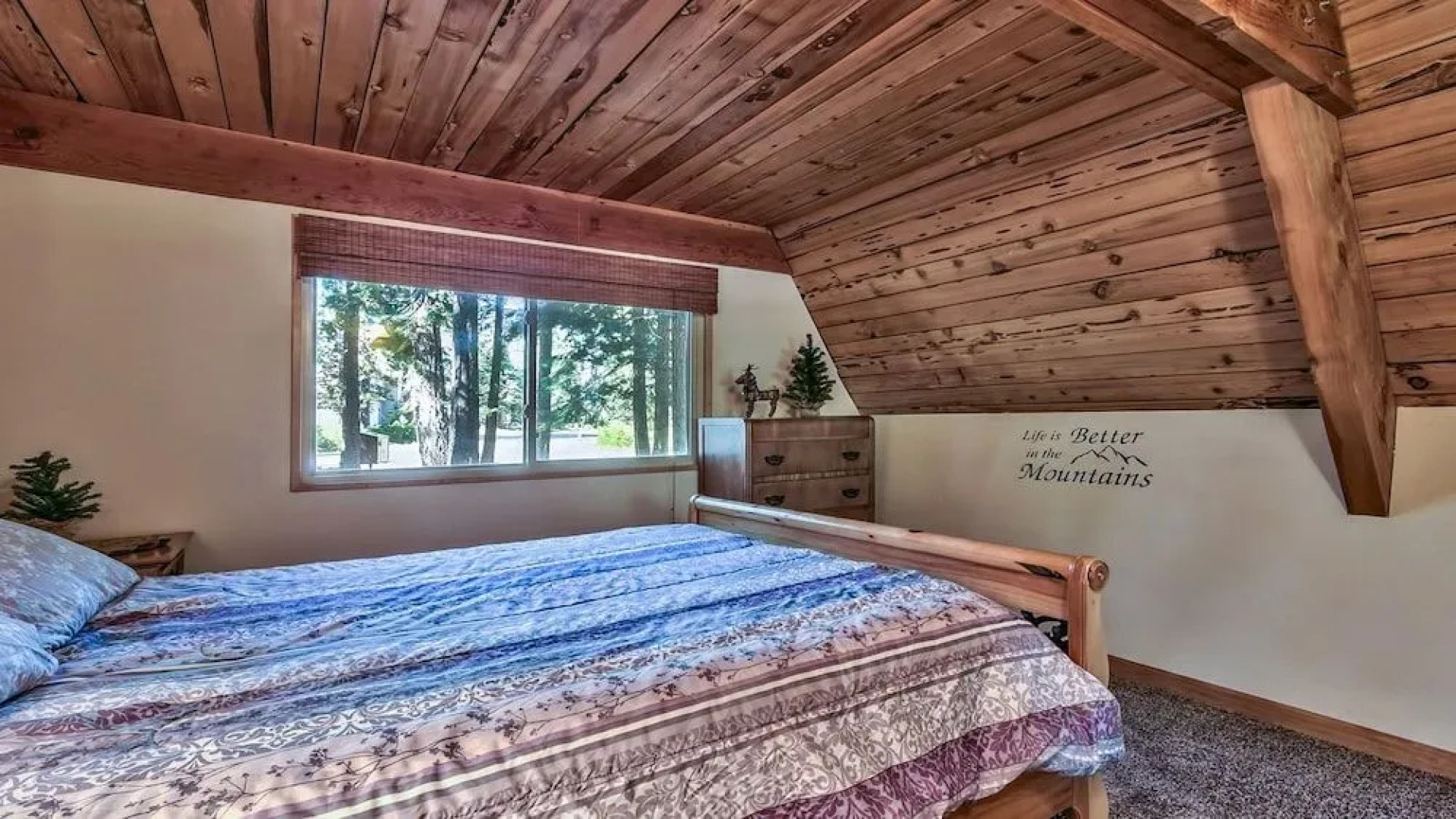 Mewuk Mountain Lodge by RedAwning