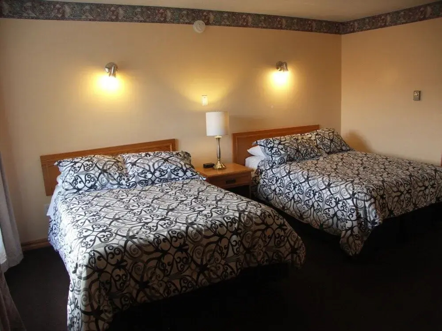 Rainbow Inn