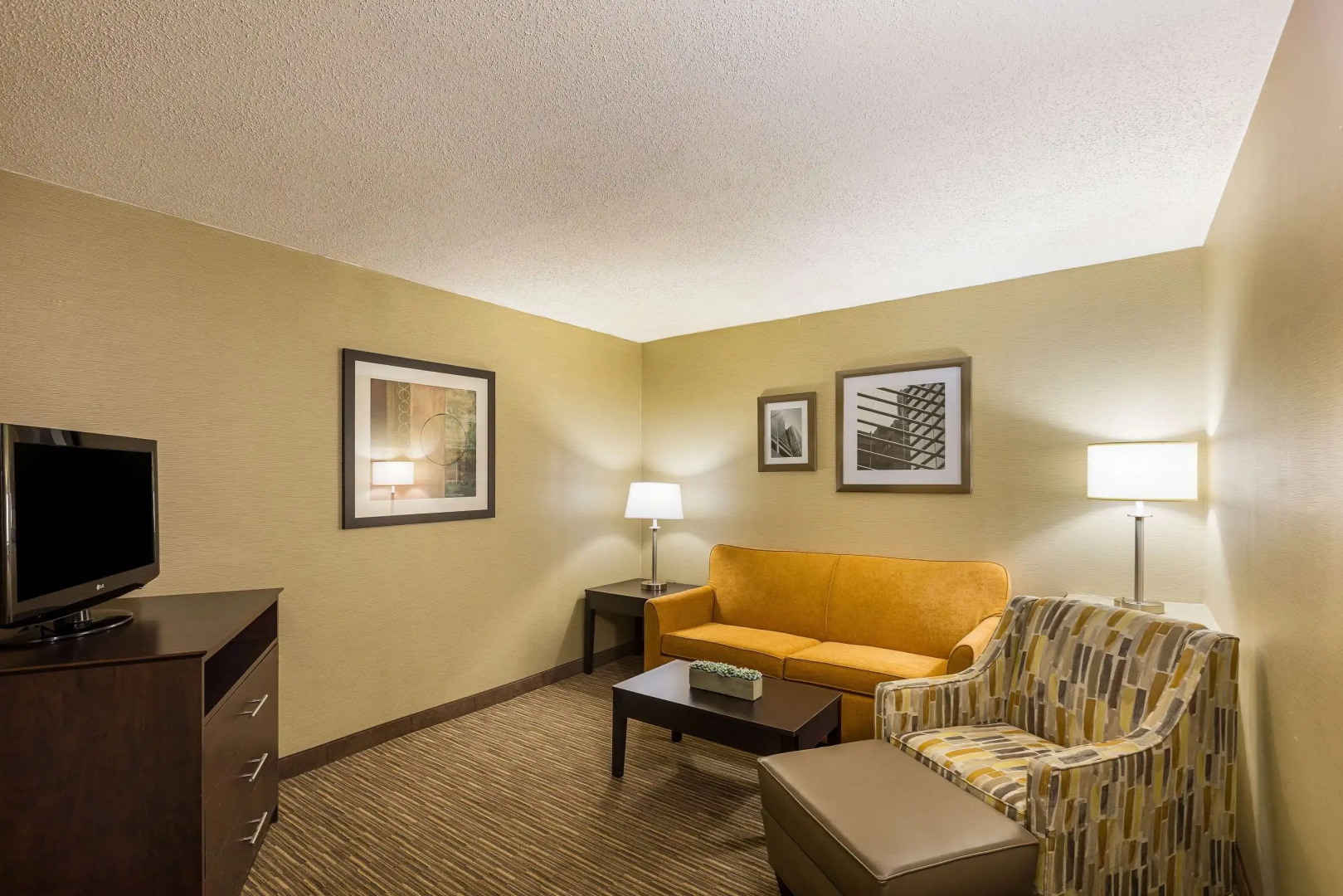 Quality Inn University