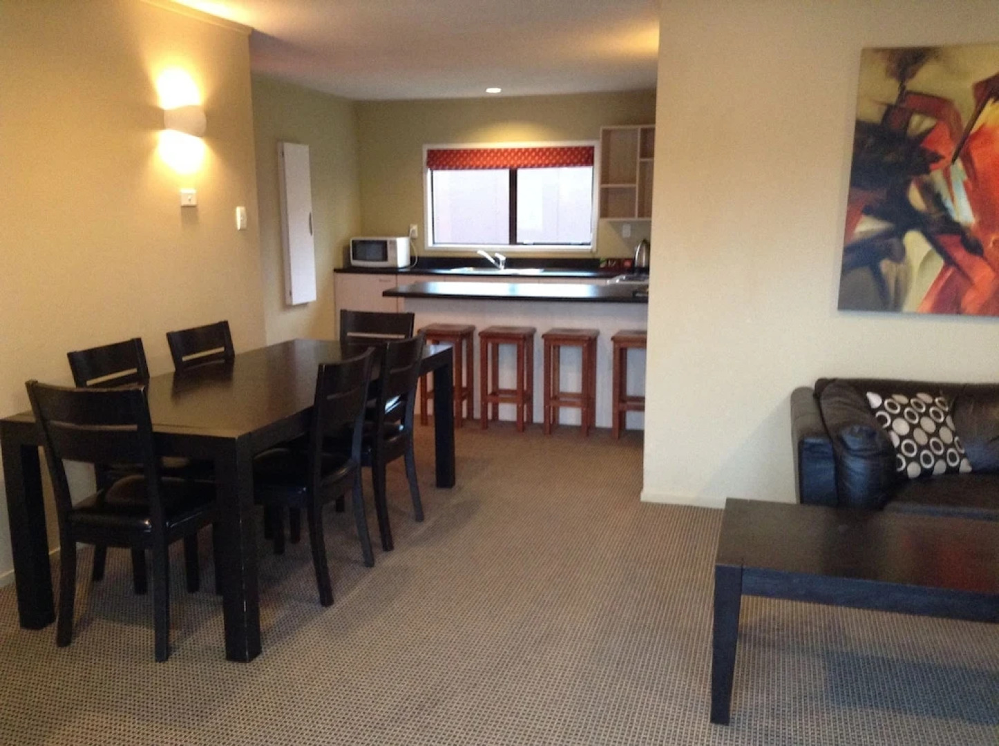 The Highwayman Motel