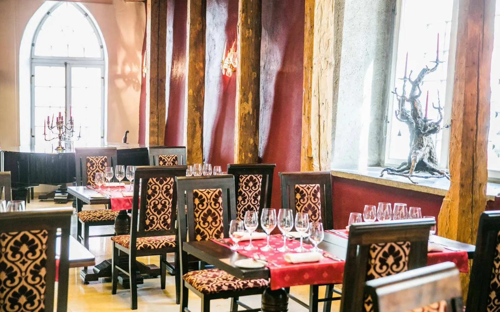 The Three Sisters Hotel