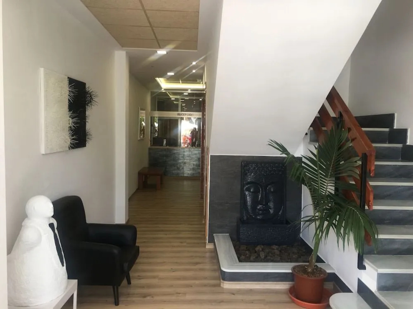 Hostal - Restaurante Playa Azul