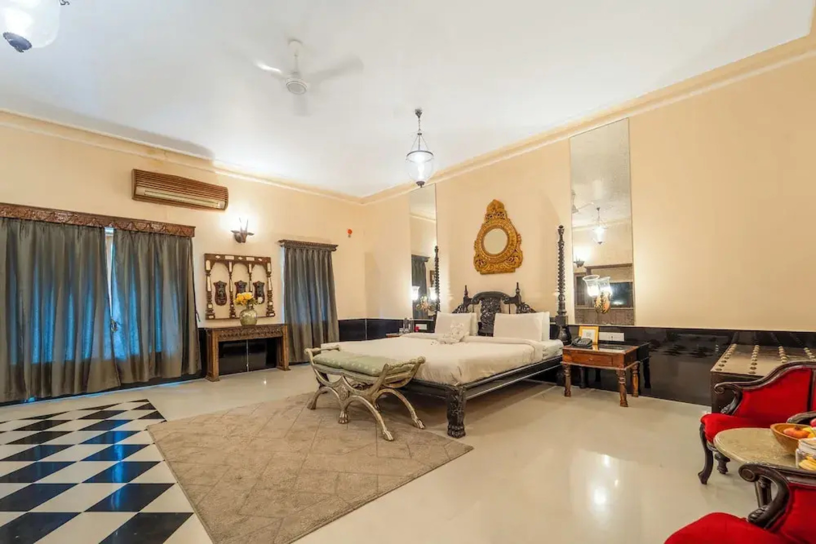 The Royal Retreat Resort & Spa