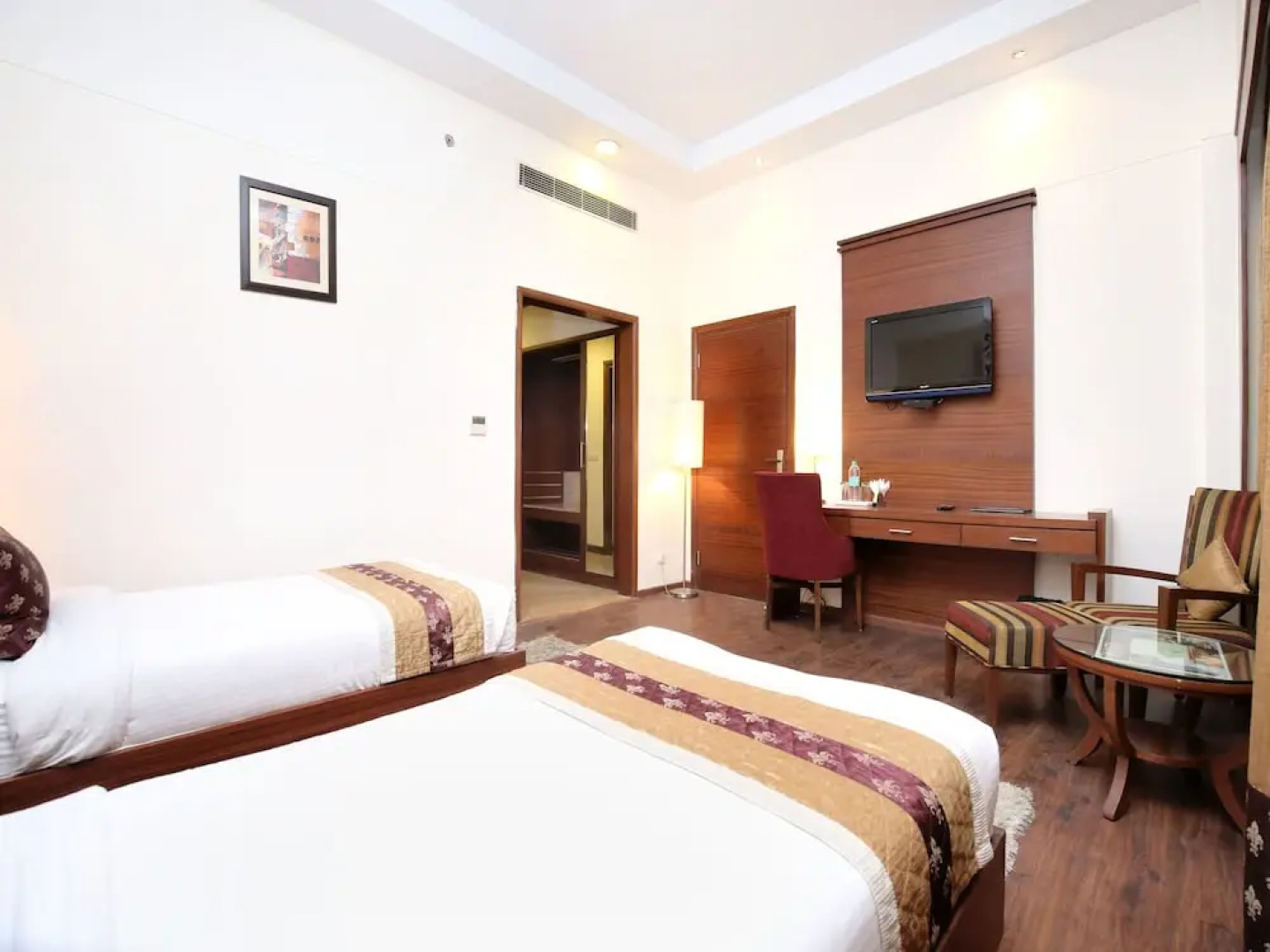 OYO 14718 Woods resorts