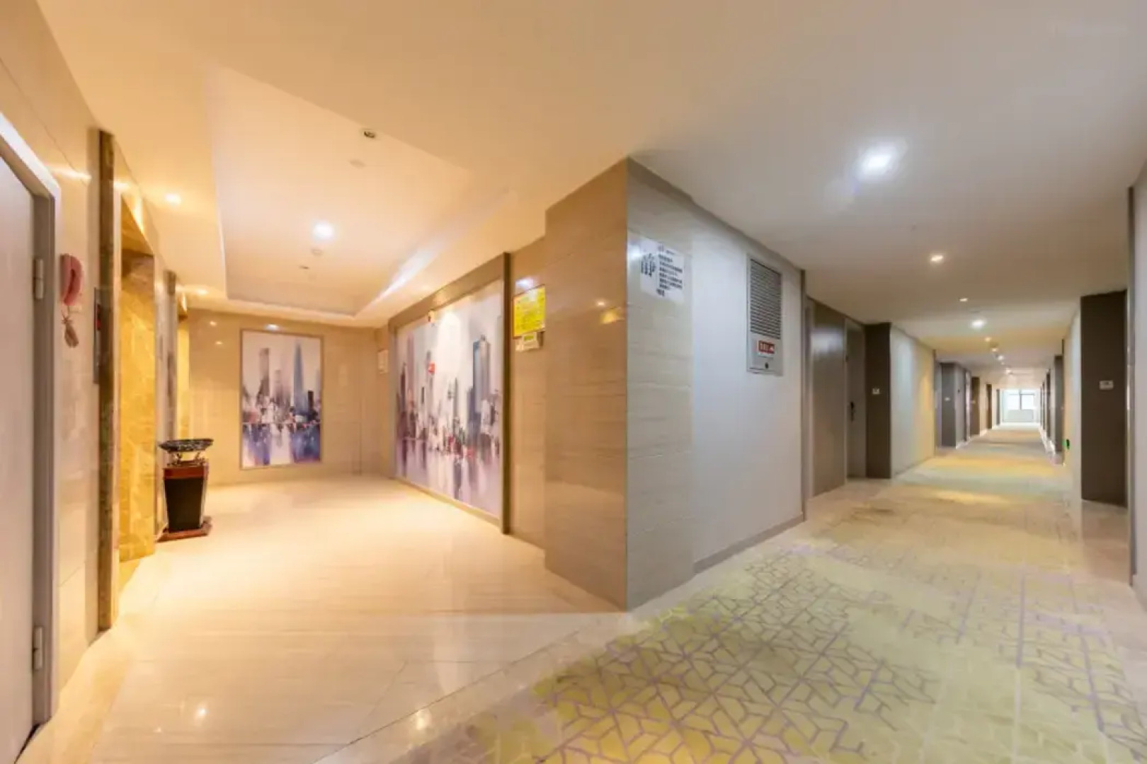 Zhoushan New Town Kaiyuan Yiju Hotel