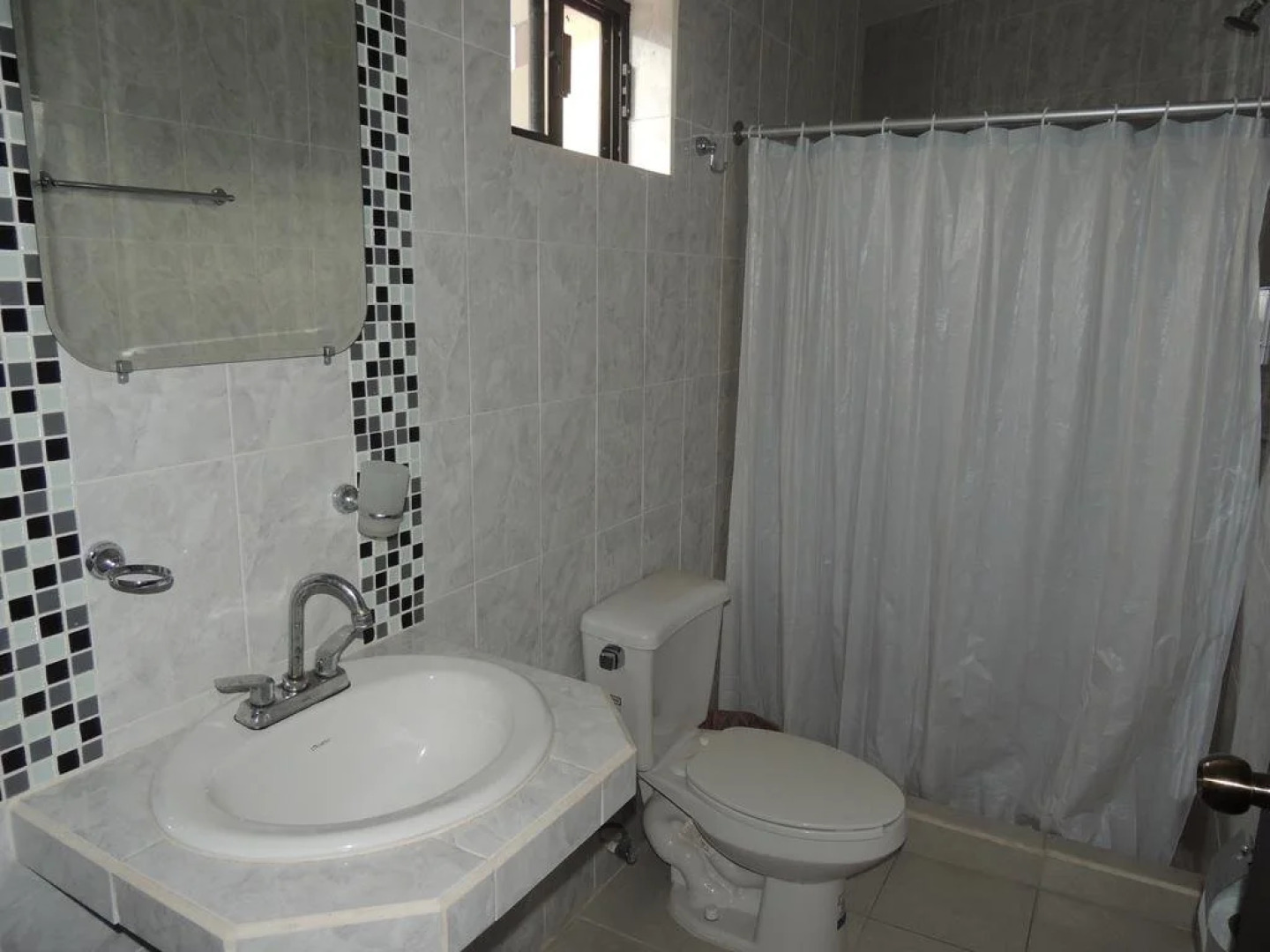 Hotel Hacienda Canada Rica 2