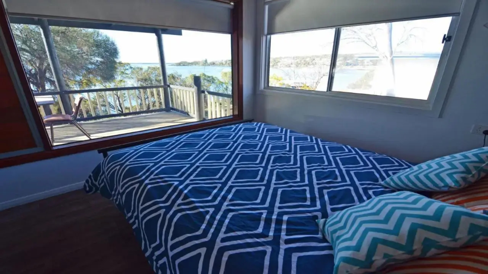 CDC-625 Beach House incl.rear 2BR studio