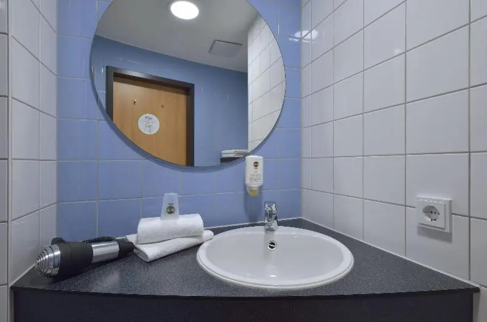 B&B Hotel Frankfurt Hahn-Airport