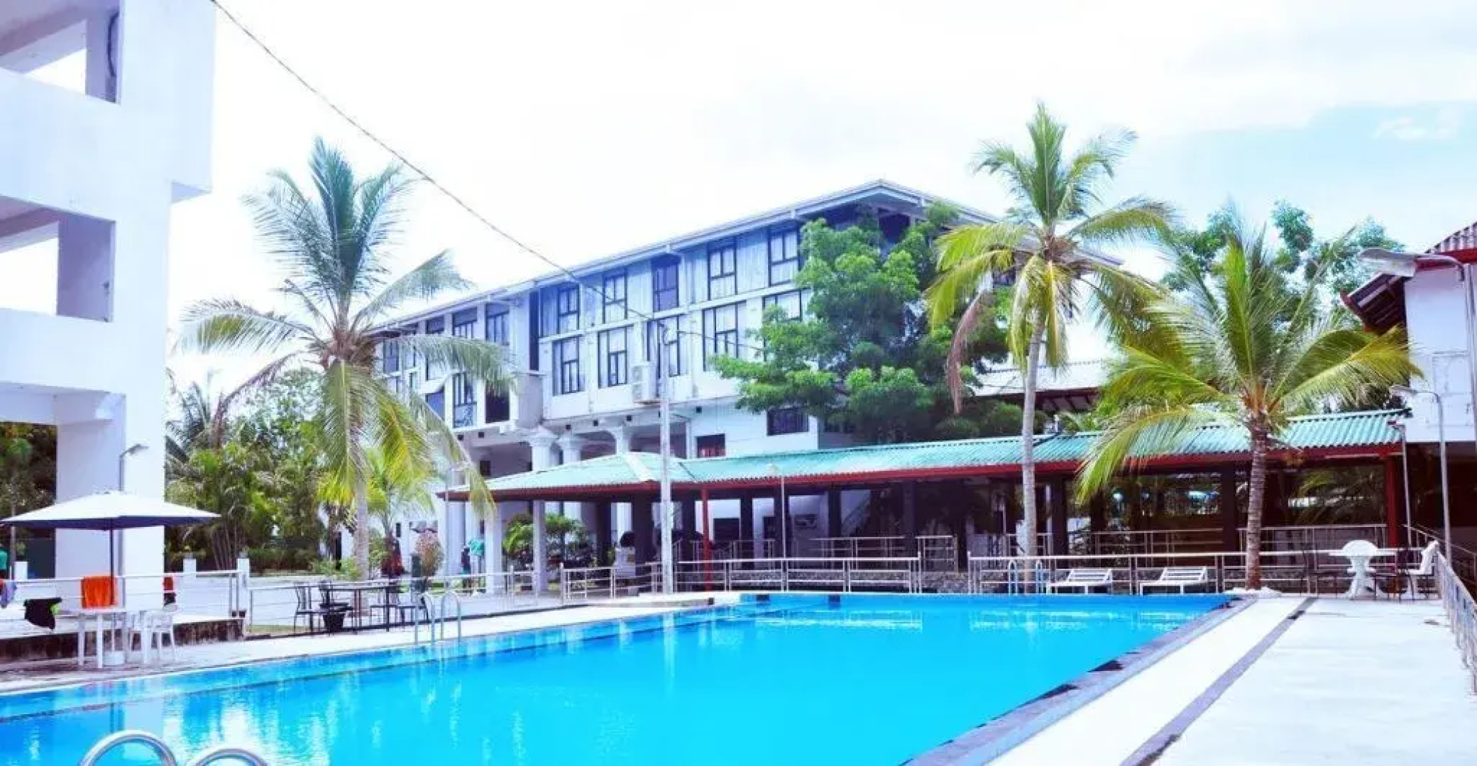 G.M.T. Sorabora Village Hotel