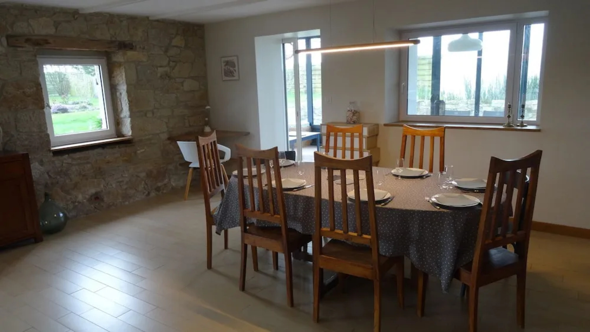 Maison en pierre, entre Terre & Mer, proche de Roscoff