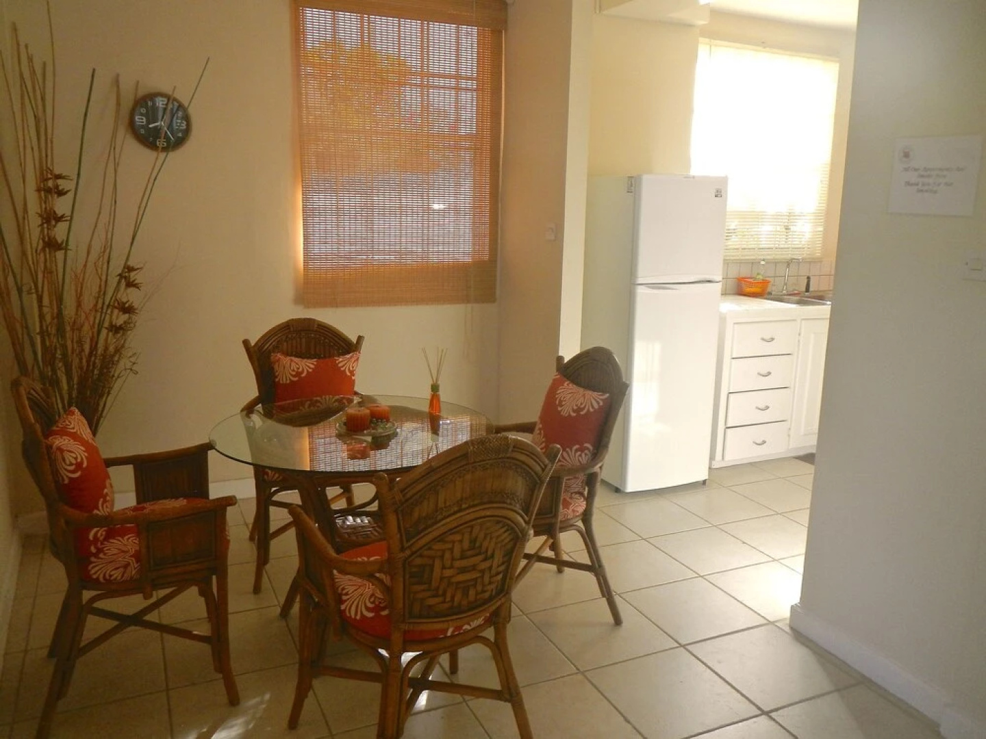 Poinsettia Villa Apartments