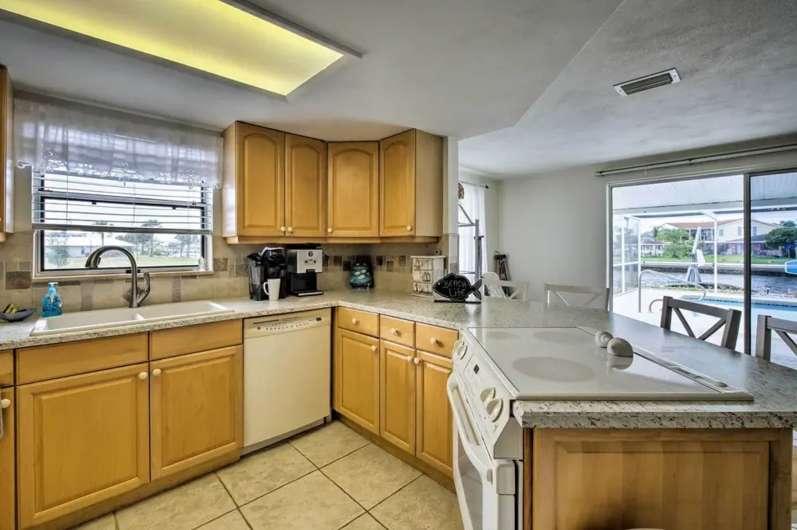 Waterfront Hernando Beach Home w/ Dock + Kayaks