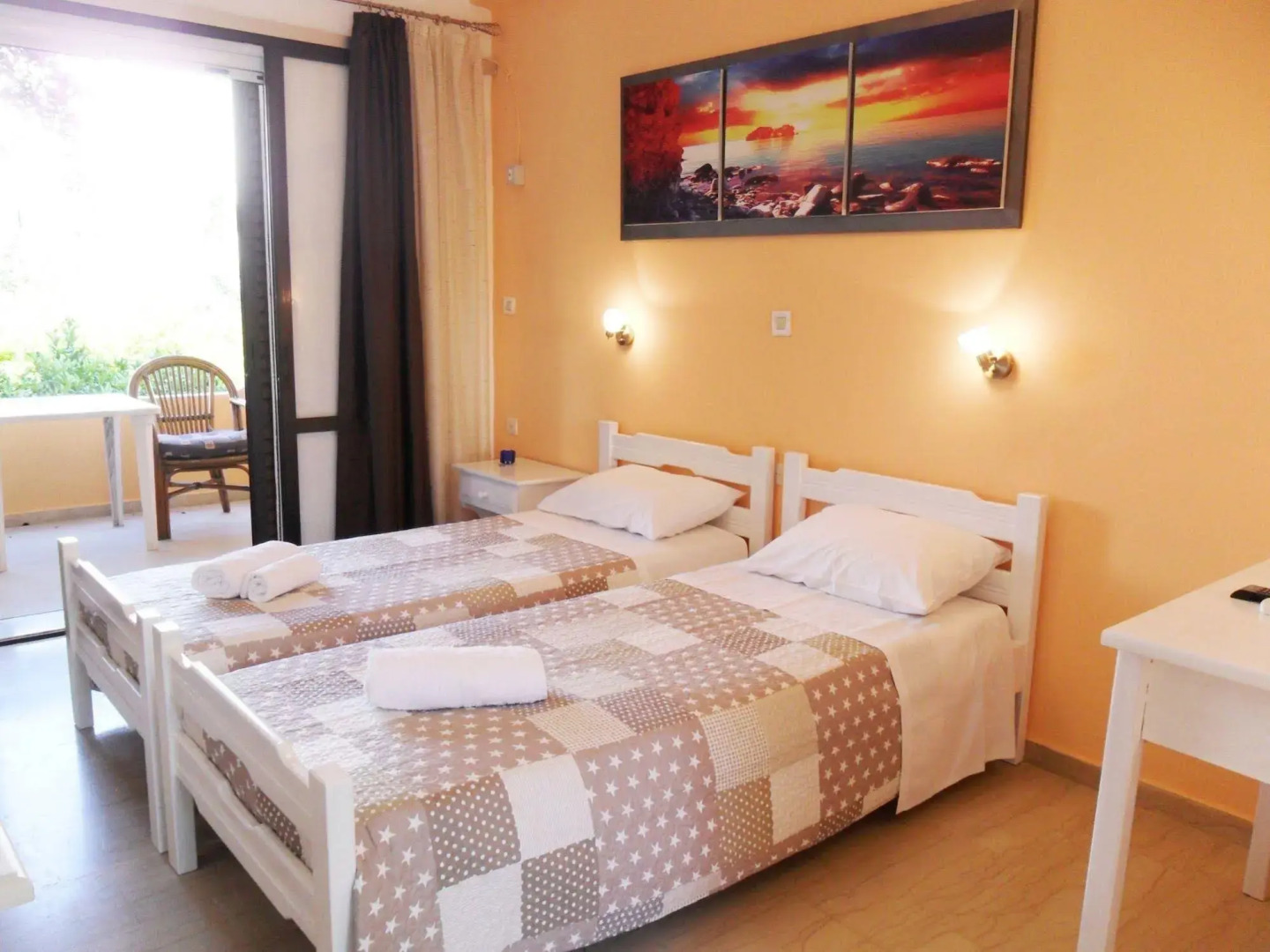 Marilena Apartments & Studios