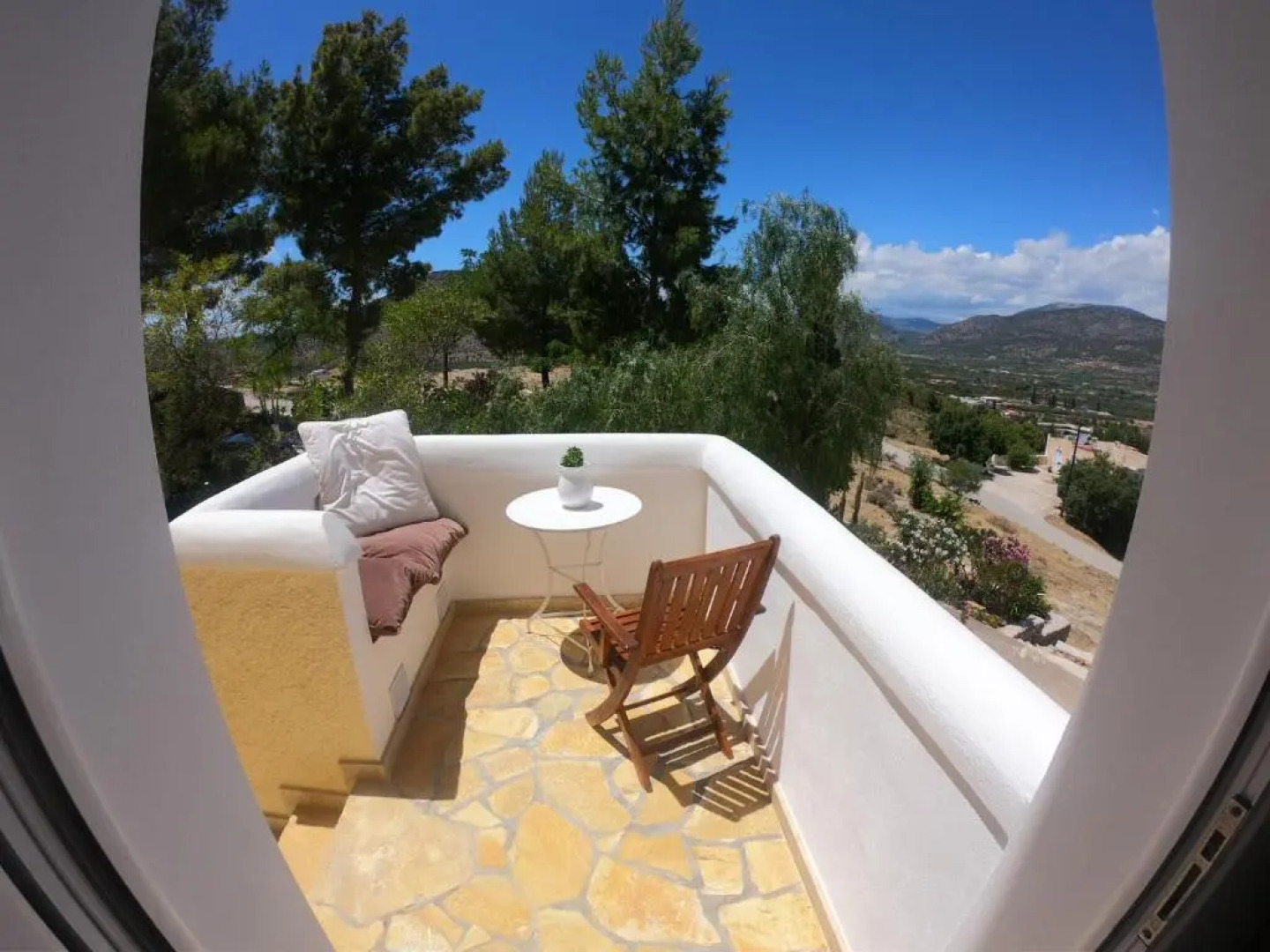 Treehouse Holiday Homes