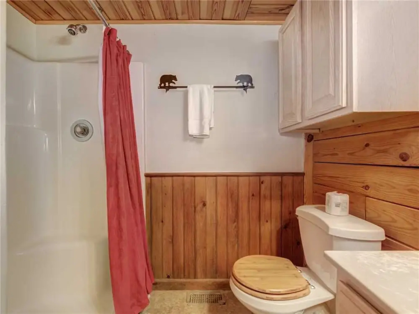 Buckhorn  2 Bedroom Home with Hot Tub