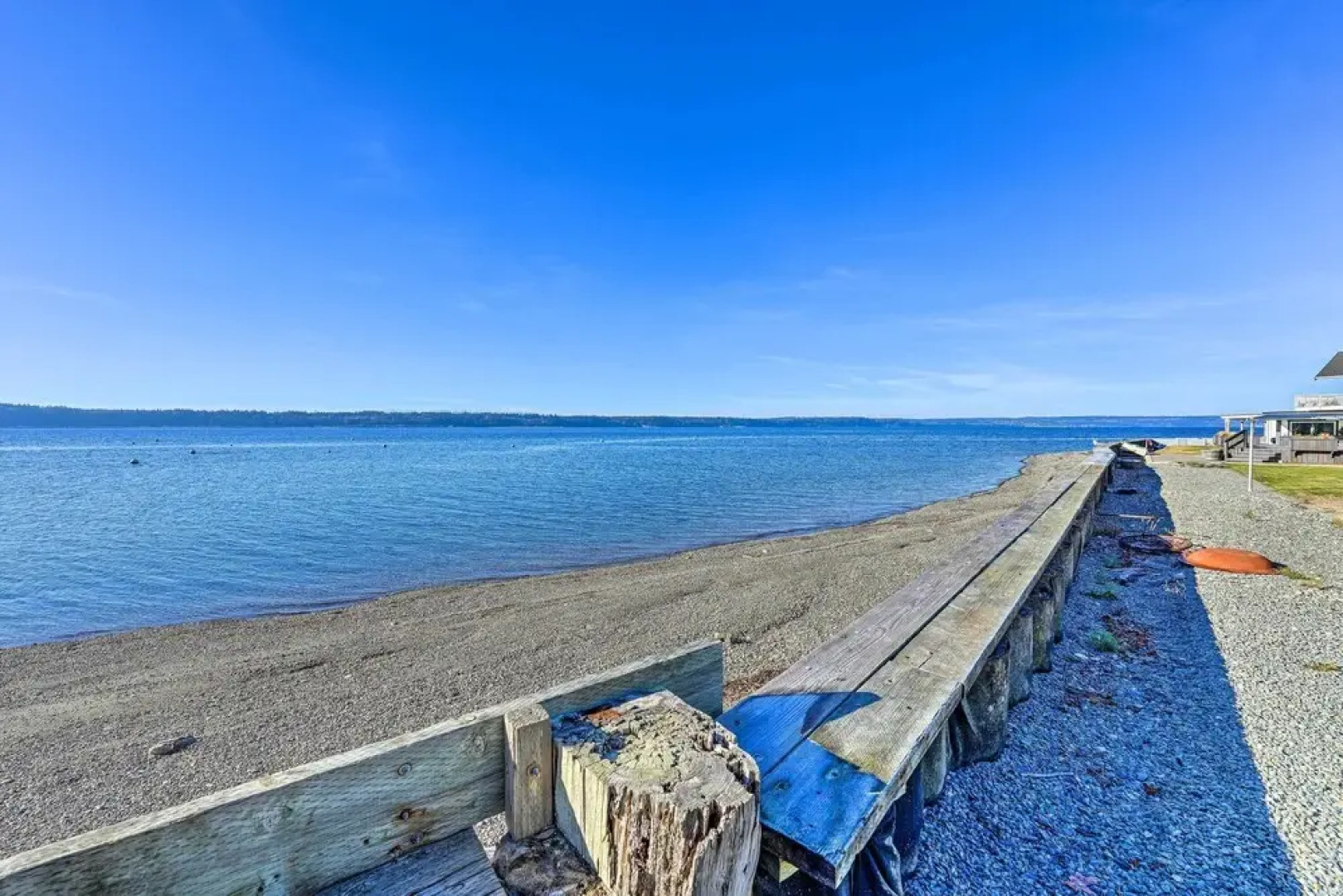 Mckees Beach House w/ Ocean Views, Hot Tub!