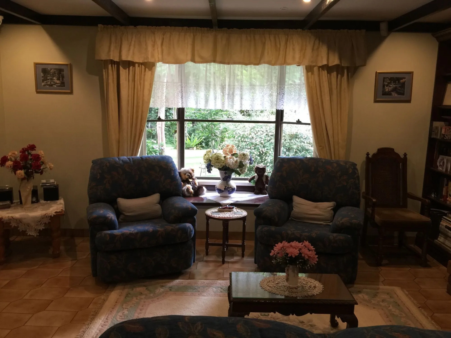 Curtis Falls Apartment