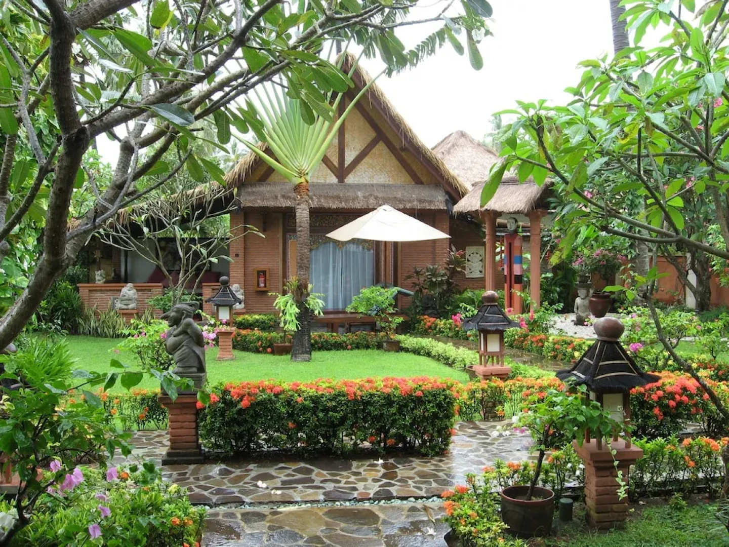 The Villas by Puri Mas Boutique Resort