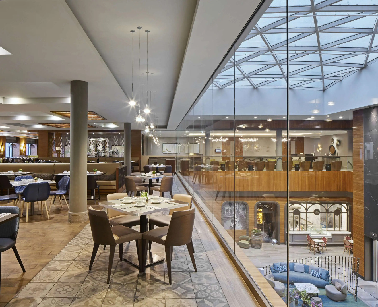 TITANIC Chaussee Berlin