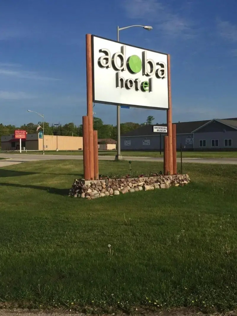 Adoba Hotel Naubinway