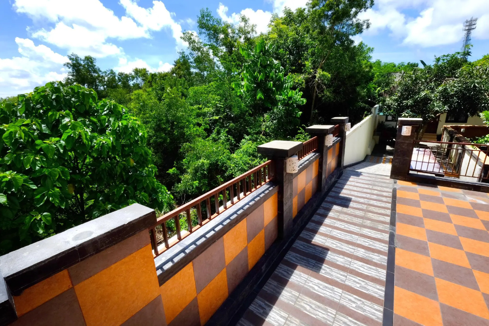 The Hill Ungasan House