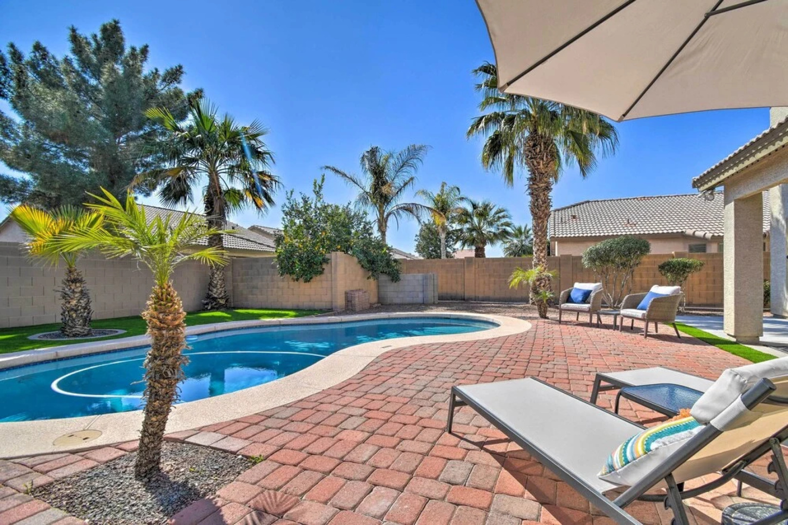 Avondale Oasis w/ Pool: 5 Mi to State Farm Stadium