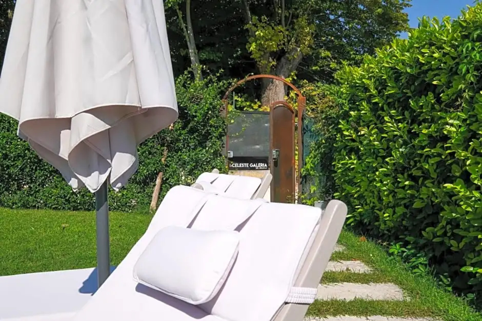 La Celeste Galeria B&B